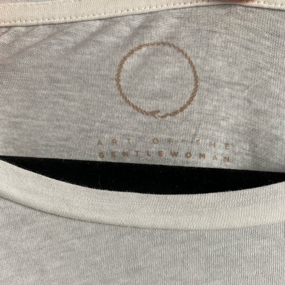 •Scrunchy White Oversized Tee• - Picture 2 of 2